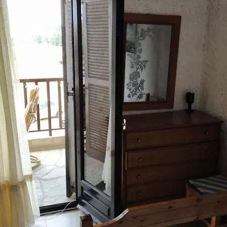 Lägenhet Strandhaus Mit Meerblick In Skála Foúrkas